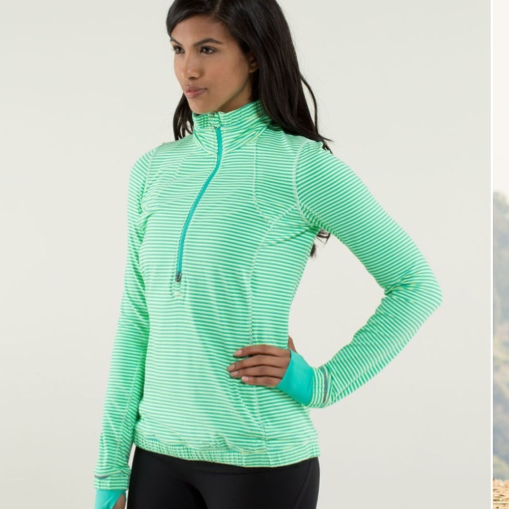 Lululemon Forthright 1/2 Zip run top size 4